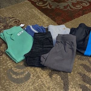 Bundle of 4T jogger/sweat pants